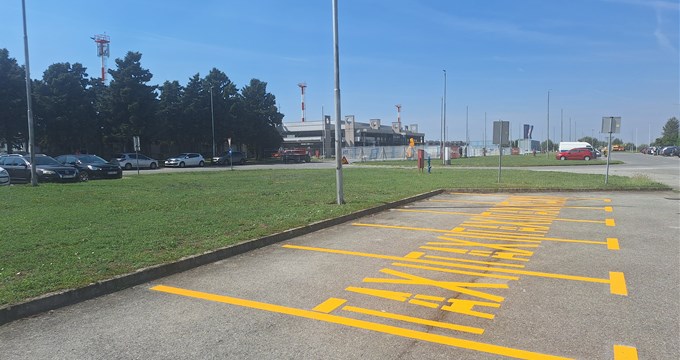 Vorübergehender Taxistand und Umbau des Verwaltungsgebäudes