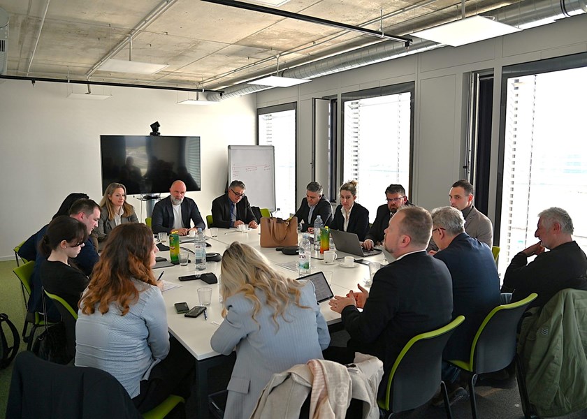 Zračna luka Osijek u Radnoj skupini HGK za kadrove u zračnom prometu